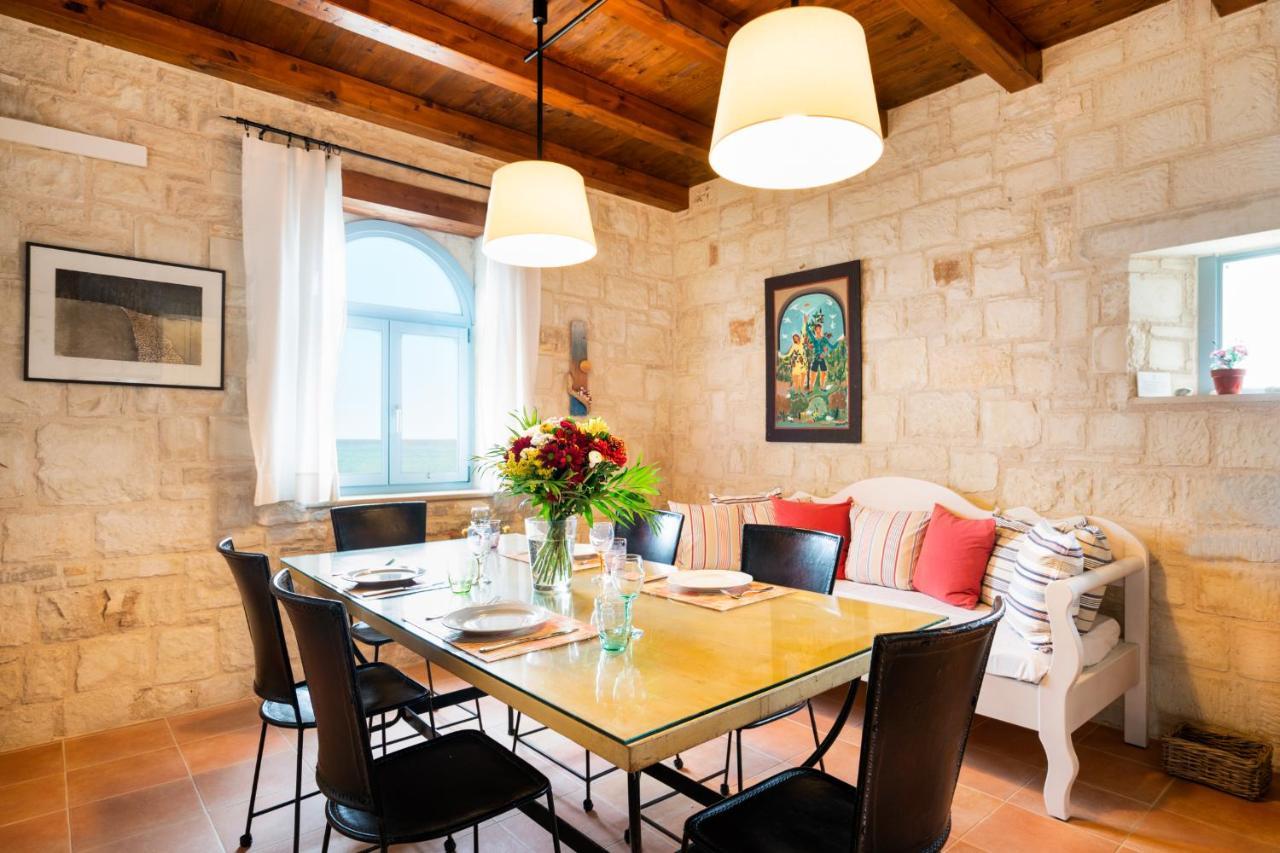 Beachfront Villa Turquoise With Private Pool, Bbq And Ping Pong Table Khania Eksteriør bilde
